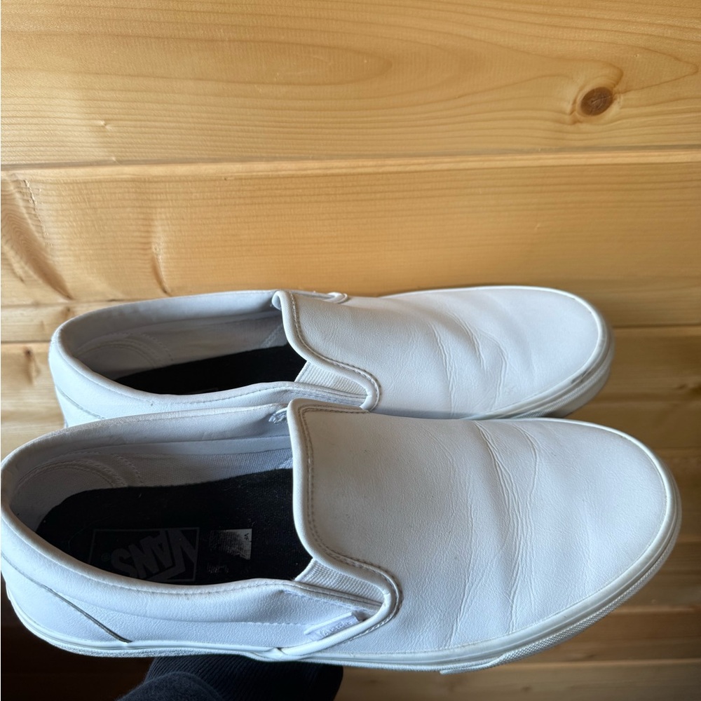 Vans Men's Classic White Slip-On (Leather)